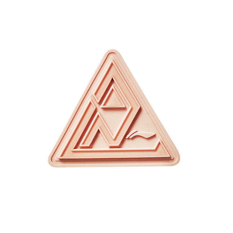 Create unique sewable badges for any occasion! 